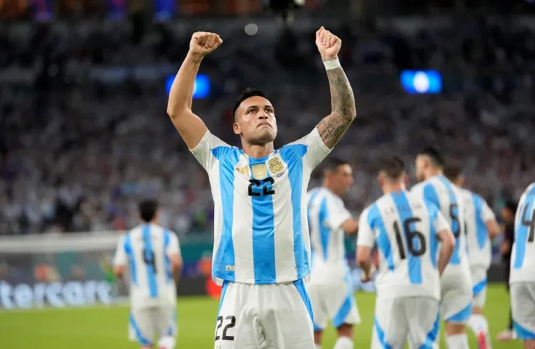 Con un Lautaro Martínez intratable, Argentina venció a Perú